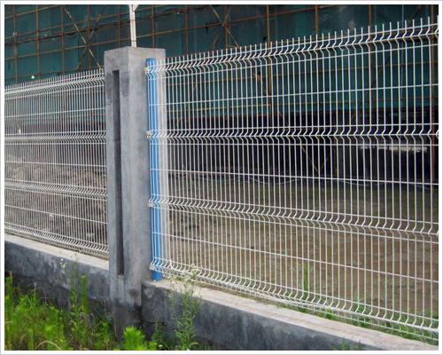 折彎型廠區(qū)隔離柵