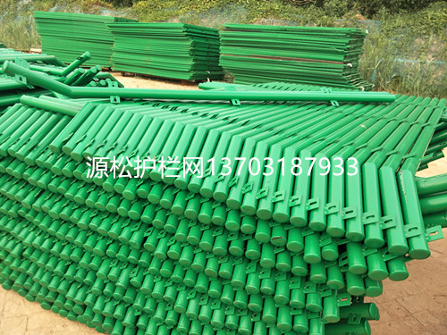 圈地護欄網(wǎng)立柱