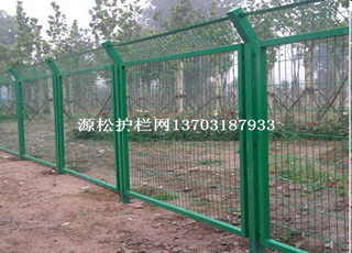 綠色鐵絲網(wǎng)