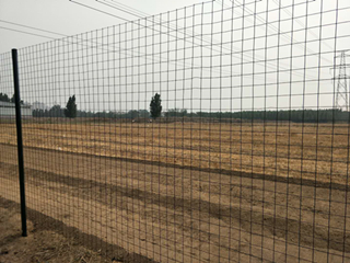 圈地圍欄網(wǎng)