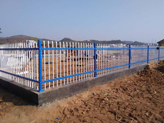 廠區(qū)圍墻護欄5