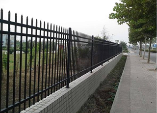 小區(qū)圍墻護欄