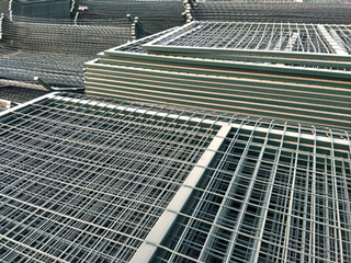 鐵路護(hù)欄網(wǎng)